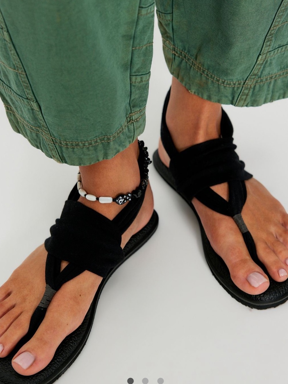 Free people Sanuk black sling on sandal toe shoes size 8